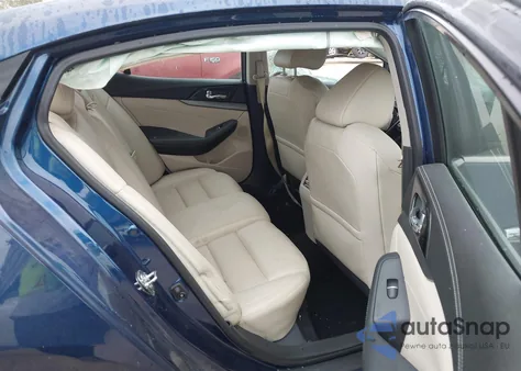 2017 Nissan Maxima 3.5 Sv from USA, damaged, VIN 1N4AA6AP2HC450118